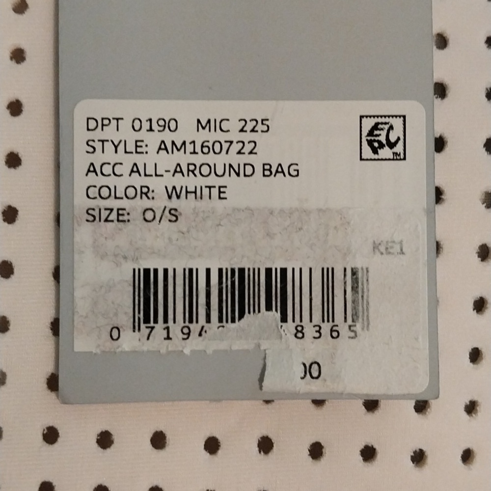Antonio Melani Cross Body Neoprene All Around Belt Bag White NEW - Picture 9 of 10